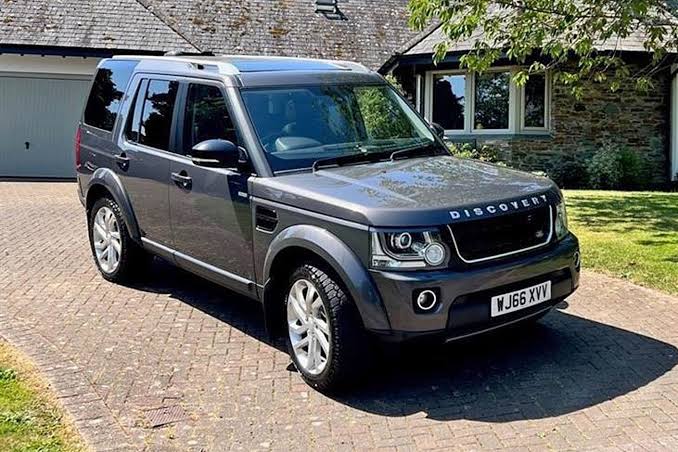 Land Rover Discovery Sports Van